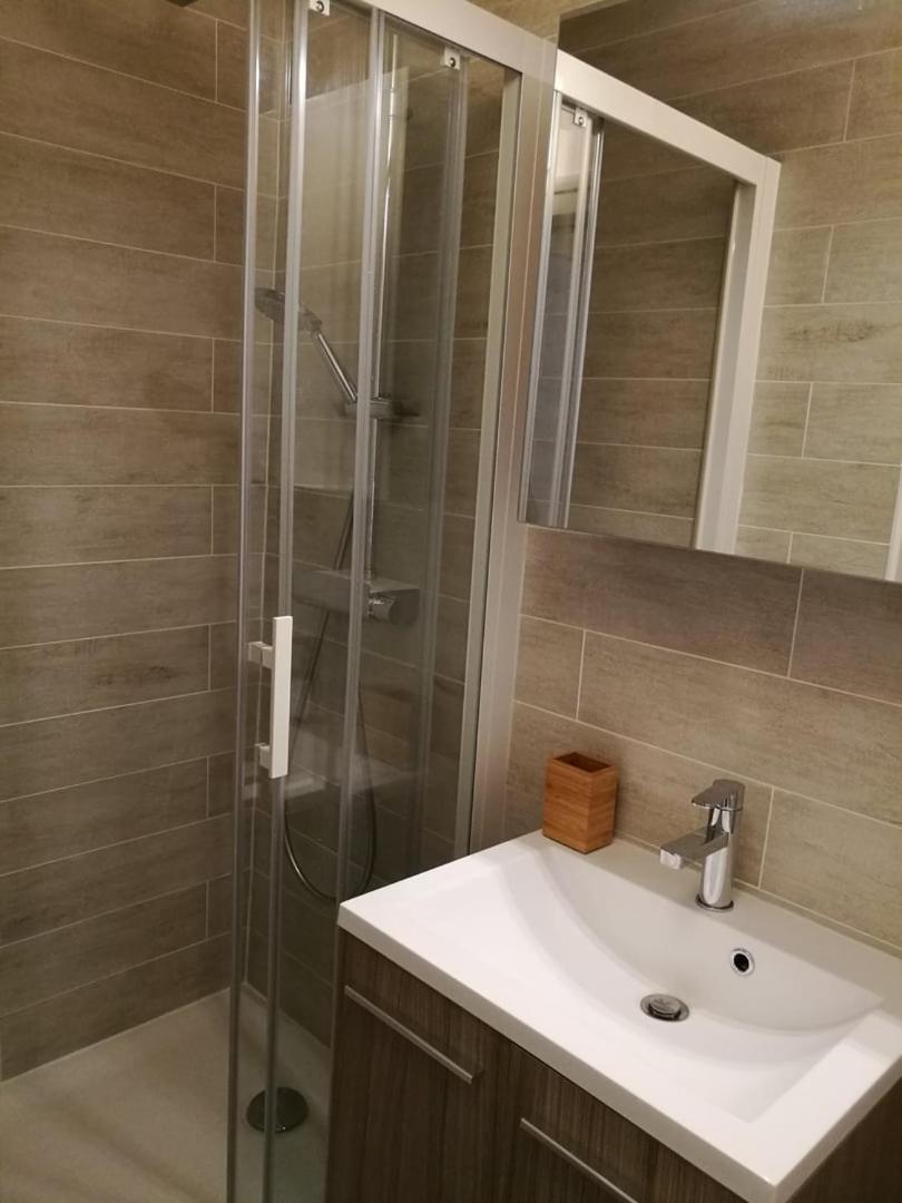 Le Cocon De Cordeliers Apartment Lyon Bagian luar foto